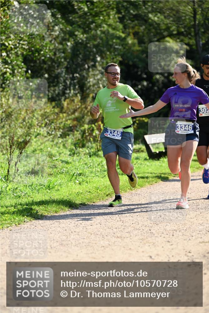 27.09.2026 - 35. Volkslauf durch das schöne Alstertal Dr. Thomas Lammeyer http://msf.ph/oto/10570728 27.09.2026 11:15:19 Laufen 20, 302, 3345, 3346 meine-sportfotos.de