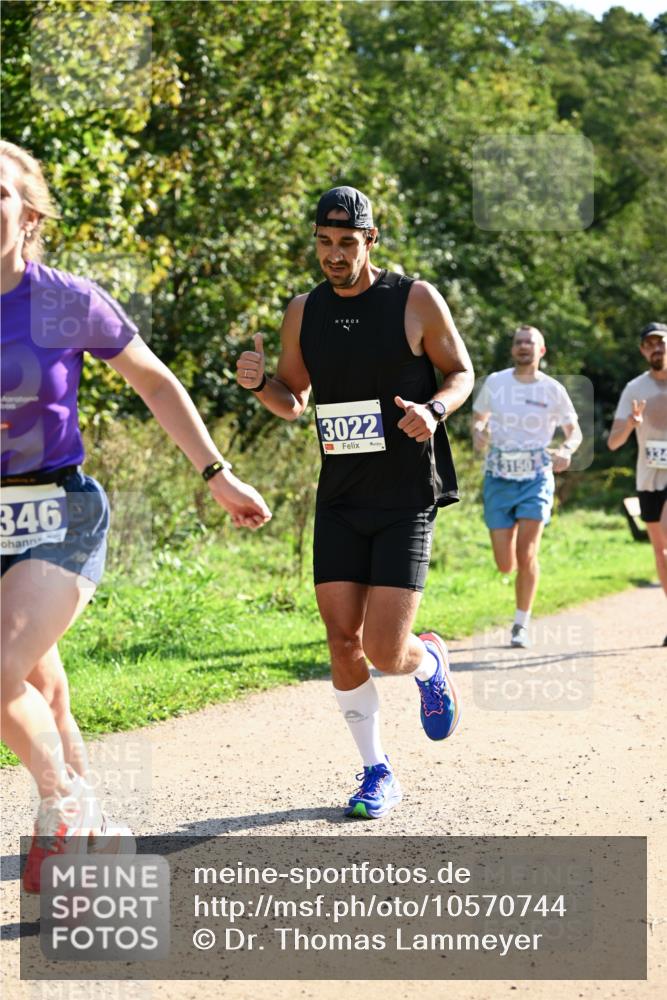 27.09.2026 - 35. Volkslauf durch das schöne Alstertal Dr. Thomas Lammeyer http://msf.ph/oto/10570744 27.09.2026 11:15:22 Laufen 346, 3022, 3150, 334 meine-sportfotos.de