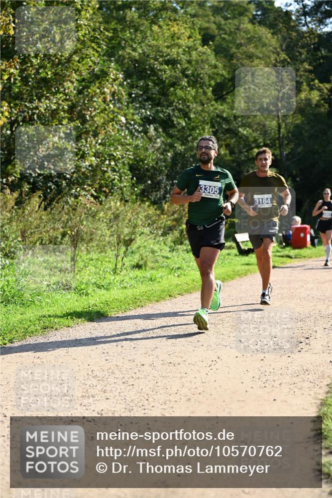 27.09.2026 - 35. Volkslauf durch das schöne Alstertal Dr. Thomas Lammeyer http://msf.ph/oto/10570762 27.09.2026 11:15:25 Laufen 3305, 3164 meine-sportfotos.de