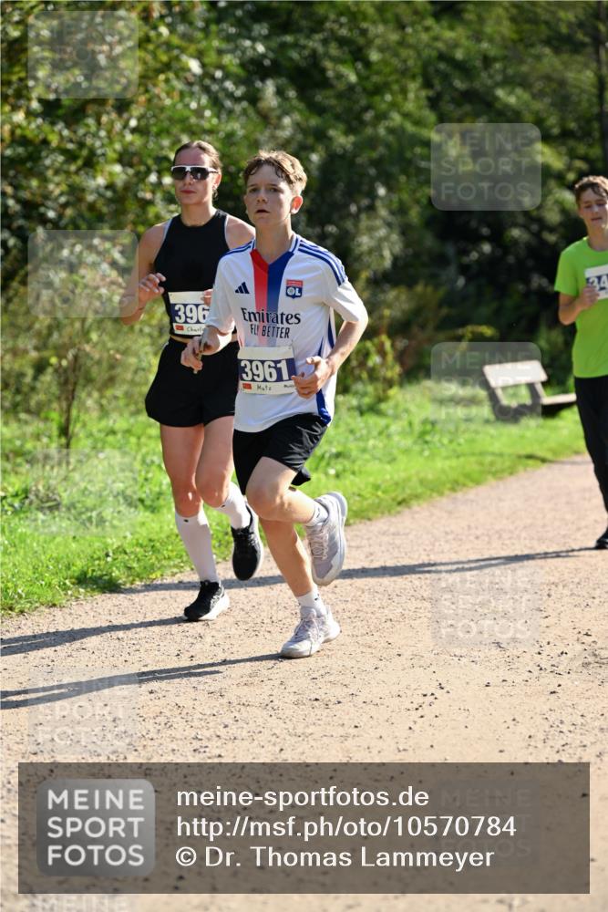 27.09.2026 - 35. Volkslauf durch das schöne Alstertal Dr. Thomas Lammeyer http://msf.ph/oto/10570784 27.09.2026 11:15:29 Laufen 396, 3961 meine-sportfotos.de