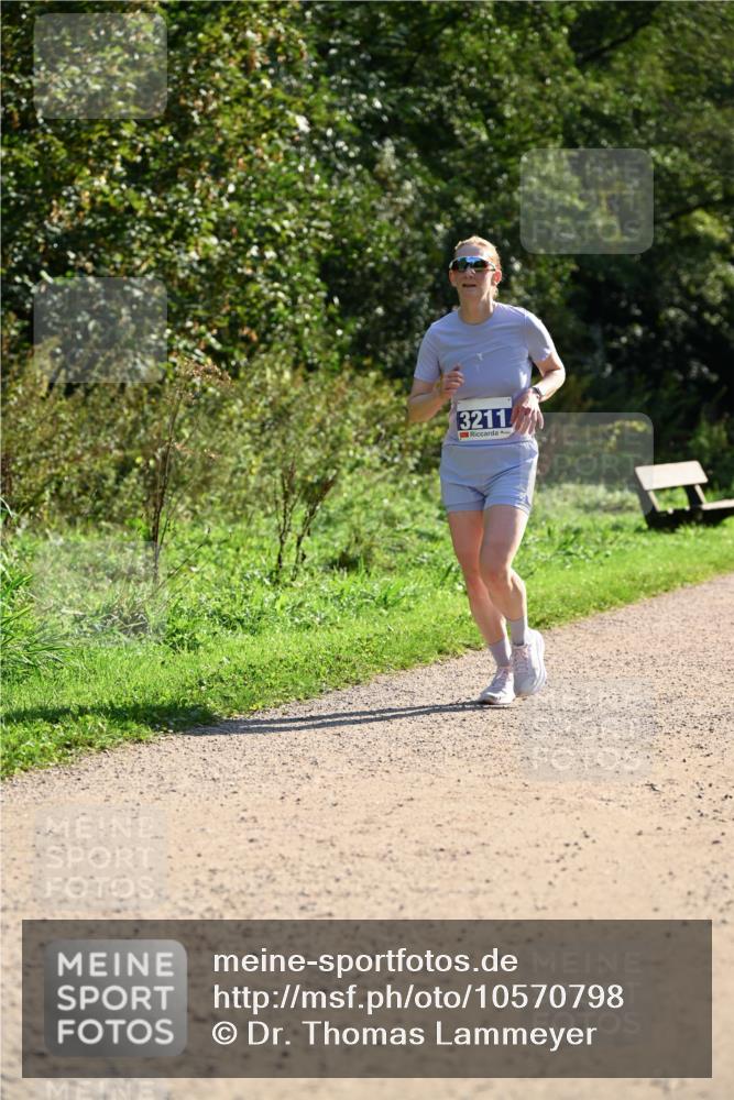 27.09.2026 - 35. Volkslauf durch das schöne Alstertal Dr. Thomas Lammeyer http://msf.ph/oto/10570798 27.09.2026 11:15:32 Laufen 3211 meine-sportfotos.de