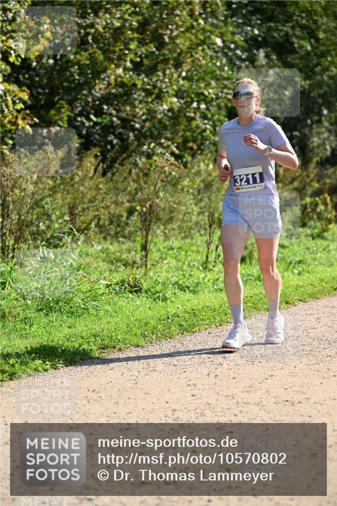 27.09.2026 - 35. Volkslauf durch das schöne Alstertal Dr. Thomas Lammeyer http://msf.ph/oto/10570802 27.09.2026 11:15:32 Laufen 3211 meine-sportfotos.de