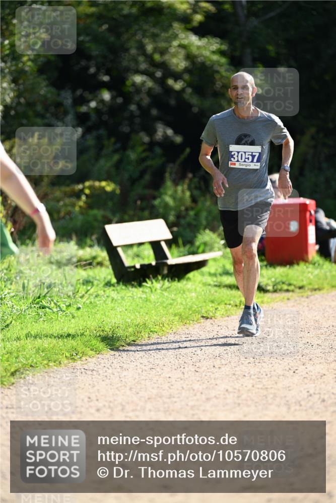 27.09.2026 - 35. Volkslauf durch das schöne Alstertal Dr. Thomas Lammeyer http://msf.ph/oto/10570806 27.09.2026 11:15:45 Laufen 3057 meine-sportfotos.de