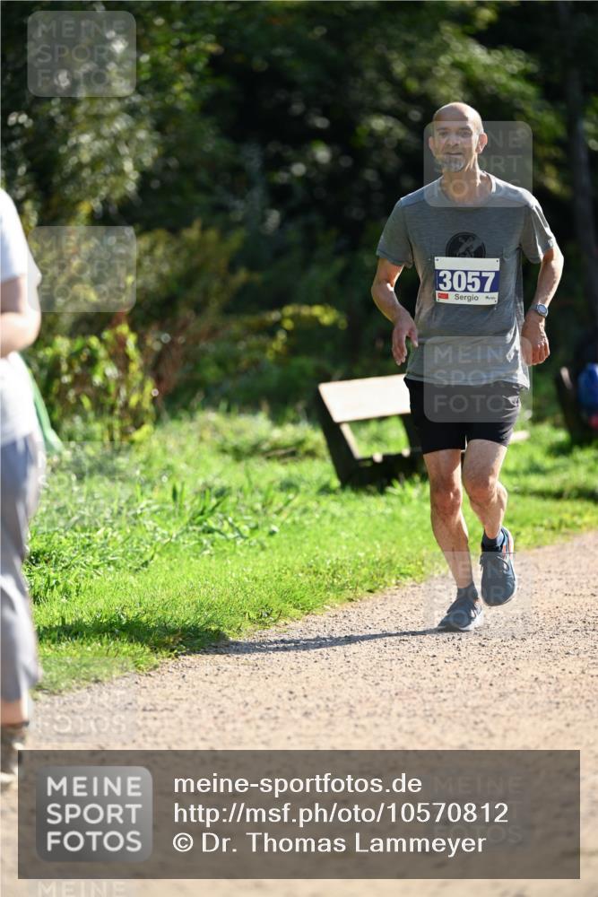 27.09.2026 - 35. Volkslauf durch das schöne Alstertal Dr. Thomas Lammeyer http://msf.ph/oto/10570812 27.09.2026 11:15:46 Laufen 3057 meine-sportfotos.de