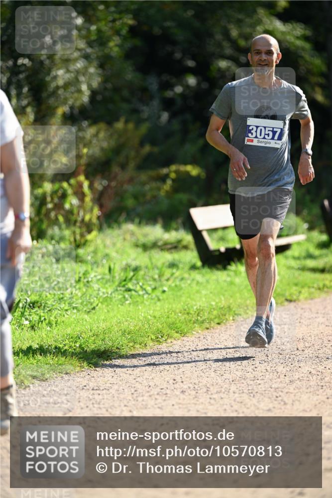 27.09.2026 - 35. Volkslauf durch das schöne Alstertal Dr. Thomas Lammeyer http://msf.ph/oto/10570813 27.09.2026 11:15:46 Laufen 3057 meine-sportfotos.de