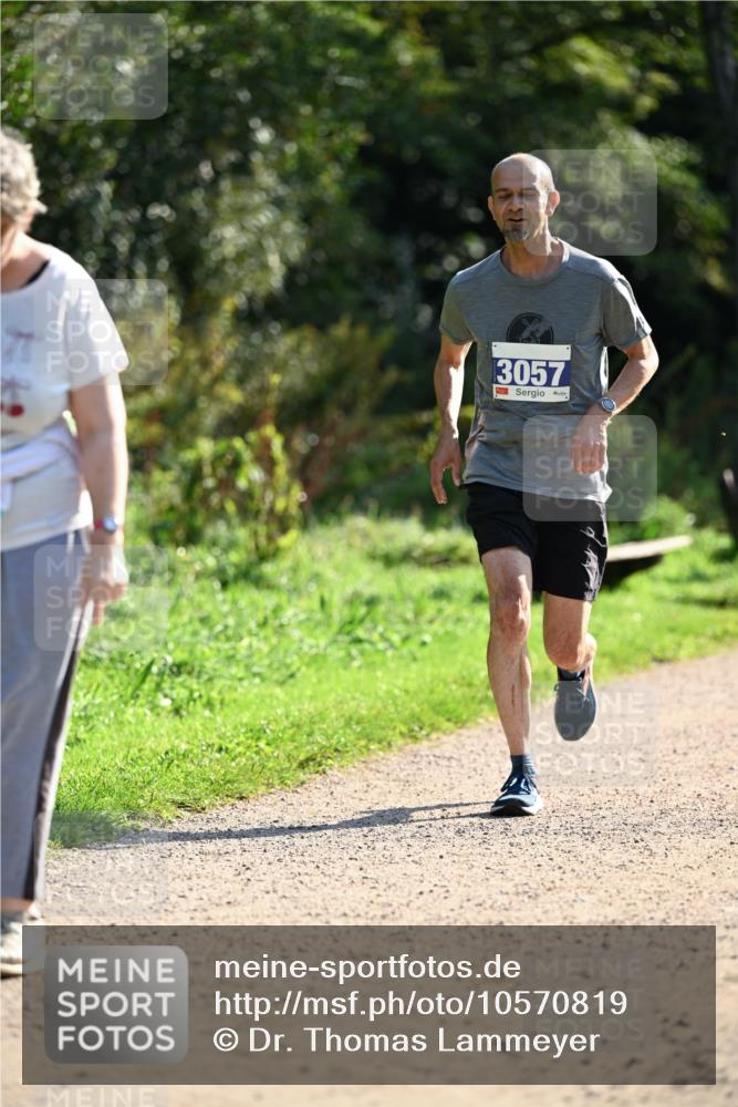 27.09.2026 - 35. Volkslauf durch das schöne Alstertal Dr. Thomas Lammeyer http://msf.ph/oto/10570819 27.09.2026 11:15:47 Laufen 3057 meine-sportfotos.de