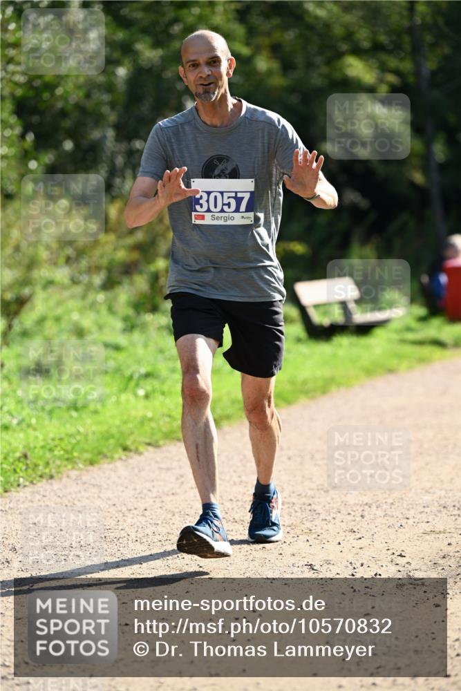 27.09.2026 - 35. Volkslauf durch das schöne Alstertal Dr. Thomas Lammeyer http://msf.ph/oto/10570832 27.09.2026 11:15:48 Laufen 3057 meine-sportfotos.de