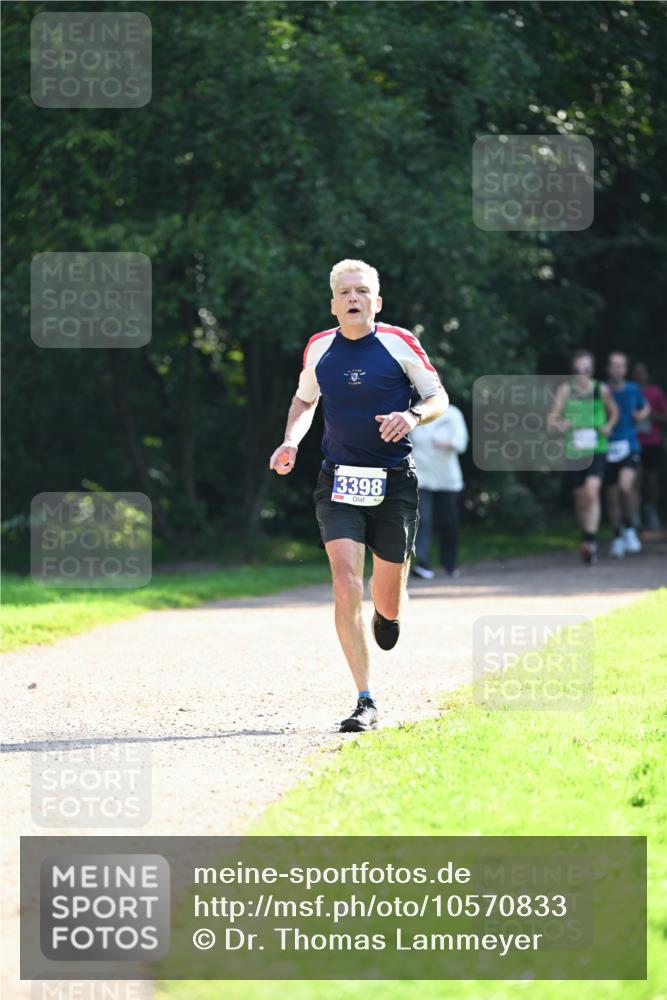 27.09.2026 - 35. Volkslauf durch das schöne Alstertal Dr. Thomas Lammeyer http://msf.ph/oto/10570833 27.09.2026 11:15:53 Laufen 3398 meine-sportfotos.de