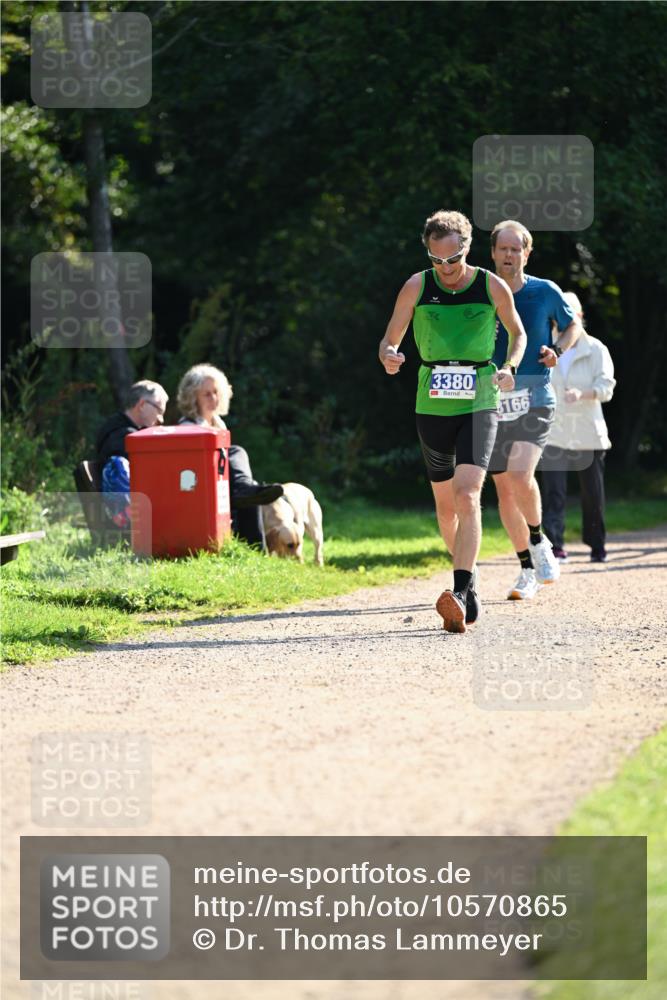 27.09.2026 - 35. Volkslauf durch das schöne Alstertal Dr. Thomas Lammeyer http://msf.ph/oto/10570865 27.09.2026 11:16:00 Laufen 3380, 166 meine-sportfotos.de