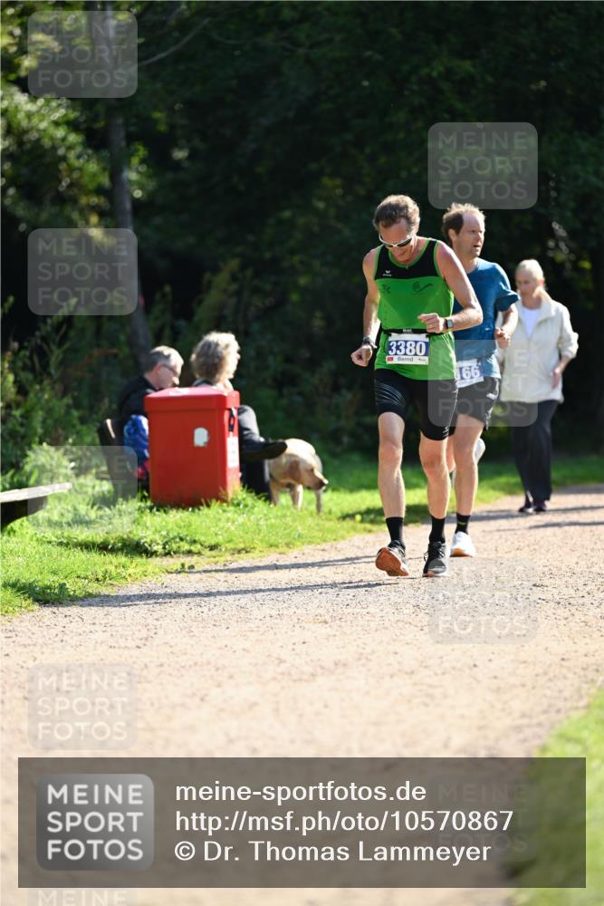 27.09.2026 - 35. Volkslauf durch das schöne Alstertal Dr. Thomas Lammeyer http://msf.ph/oto/10570867 27.09.2026 11:16:00 Laufen 3380, 166 meine-sportfotos.de
