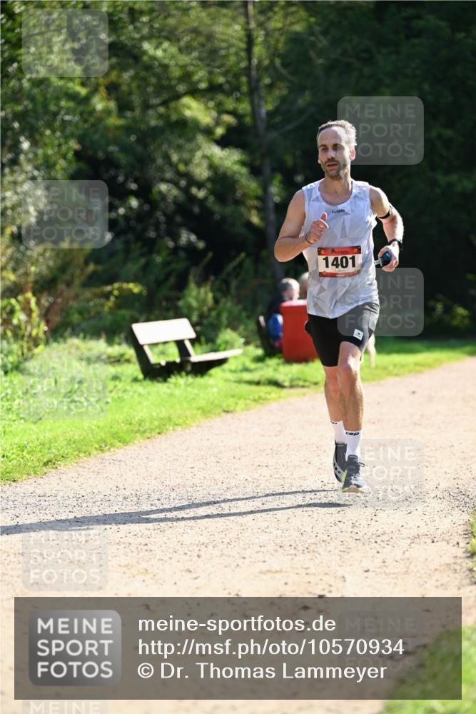 27.09.2026 - 35. Volkslauf durch das schöne Alstertal Dr. Thomas Lammeyer http://msf.ph/oto/10570934 27.09.2026 11:16:18 Laufen 1401 meine-sportfotos.de