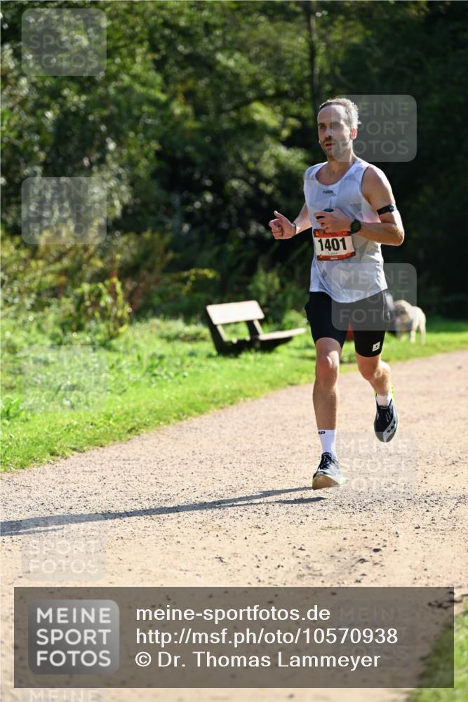 27.09.2026 - 35. Volkslauf durch das schöne Alstertal Dr. Thomas Lammeyer http://msf.ph/oto/10570938 27.09.2026 11:16:18 Laufen 1401 meine-sportfotos.de
