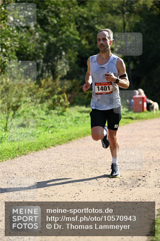 27.09.2026 - 35. Volkslauf durch das schöne Alstertal Dr. Thomas Lammeyer http://msf.ph/oto/10570943 27.09.2026 11:16:19 Laufen 1401 meine-sportfotos.de