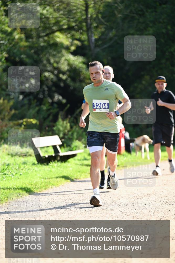 27.09.2026 - 35. Volkslauf durch das schöne Alstertal Dr. Thomas Lammeyer http://msf.ph/oto/10570987 27.09.2026 11:16:33 Laufen 3204, 1 meine-sportfotos.de