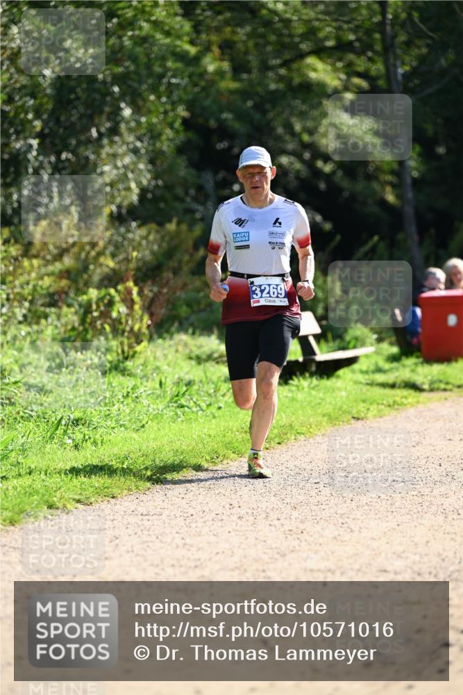 27.09.2026 - 35. Volkslauf durch das schöne Alstertal Dr. Thomas Lammeyer http://msf.ph/oto/10571016 27.09.2026 11:16:42 Laufen 3269 meine-sportfotos.de