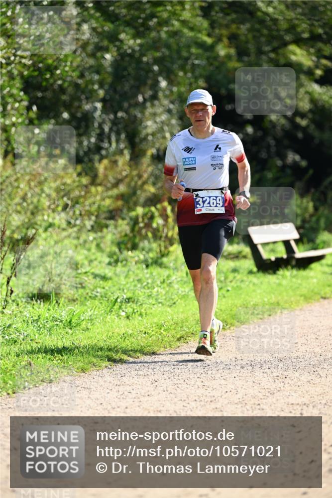 27.09.2026 - 35. Volkslauf durch das schöne Alstertal Dr. Thomas Lammeyer http://msf.ph/oto/10571021 27.09.2026 11:16:42 Laufen 3269, 5 meine-sportfotos.de