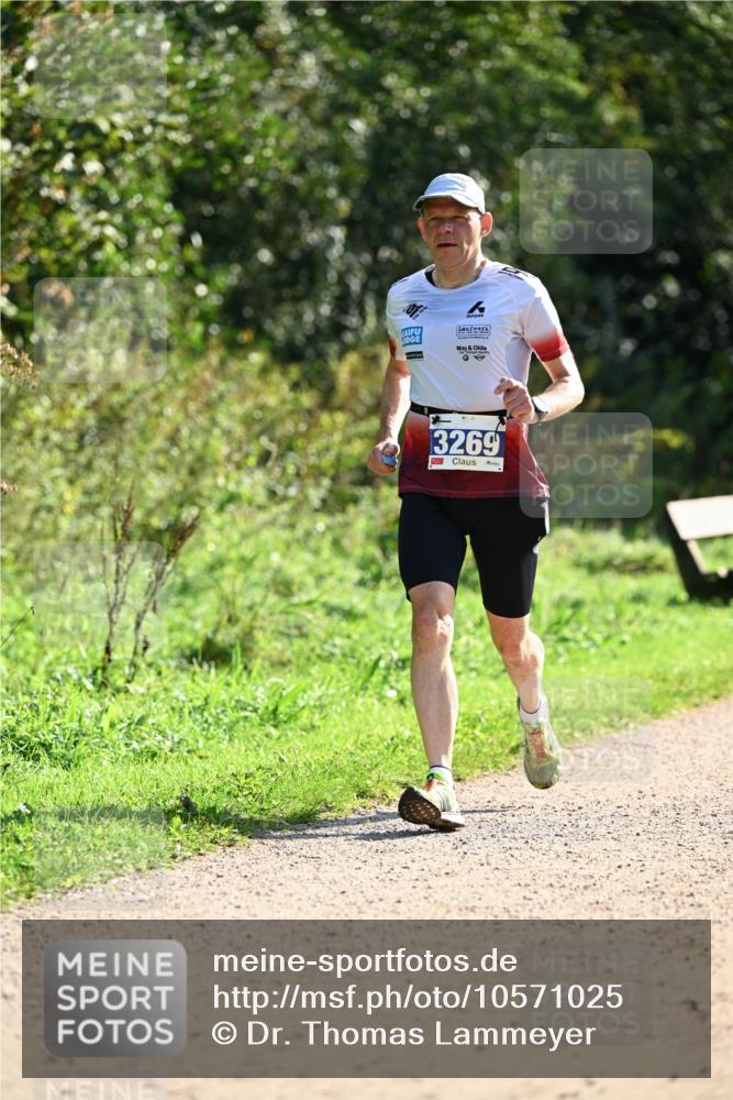 27.09.2026 - 35. Volkslauf durch das schöne Alstertal Dr. Thomas Lammeyer http://msf.ph/oto/10571025 27.09.2026 11:16:43 Laufen 3269, 1 meine-sportfotos.de