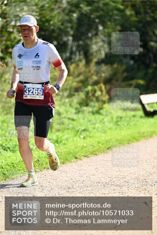 27.09.2026 - 35. Volkslauf durch das schöne Alstertal Dr. Thomas Lammeyer http://msf.ph/oto/10571033 27.09.2026 11:16:43 Laufen 3269 meine-sportfotos.de