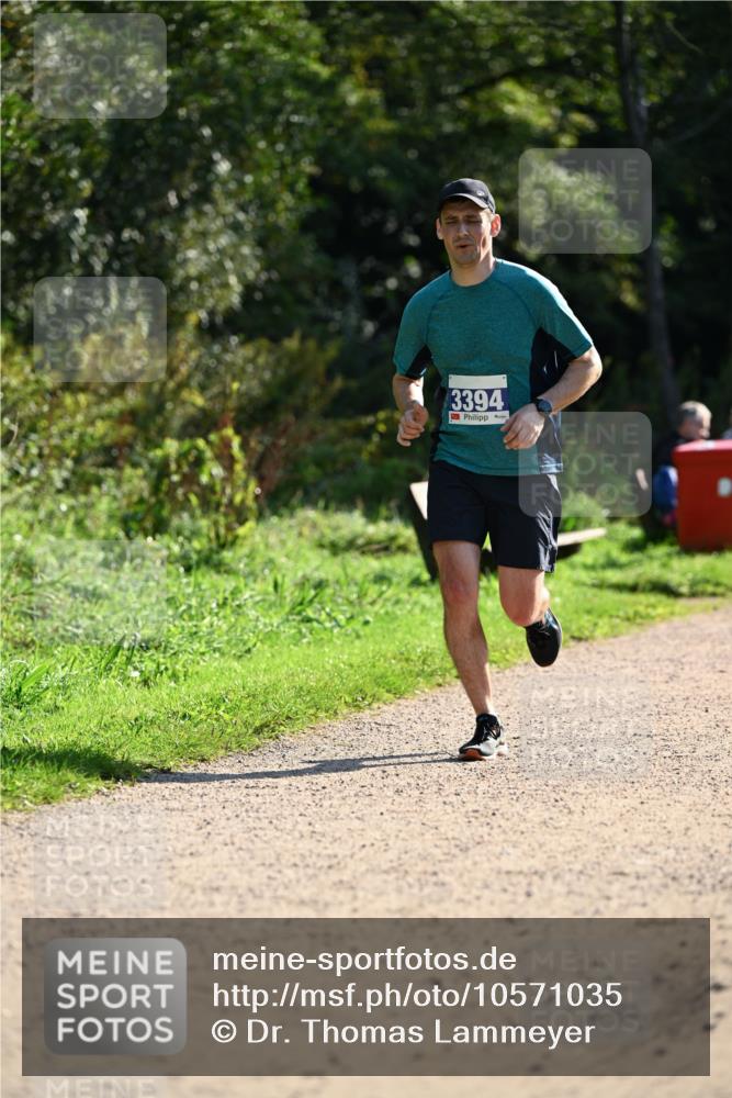 27.09.2026 - 35. Volkslauf durch das schöne Alstertal Dr. Thomas Lammeyer http://msf.ph/oto/10571035 27.09.2026 11:16:54 Laufen 3394 meine-sportfotos.de