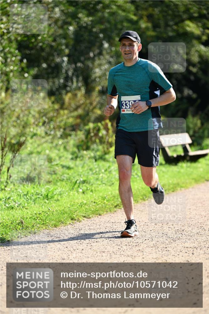 27.09.2026 - 35. Volkslauf durch das schöne Alstertal Dr. Thomas Lammeyer http://msf.ph/oto/10571042 27.09.2026 11:16:54 Laufen 339 meine-sportfotos.de