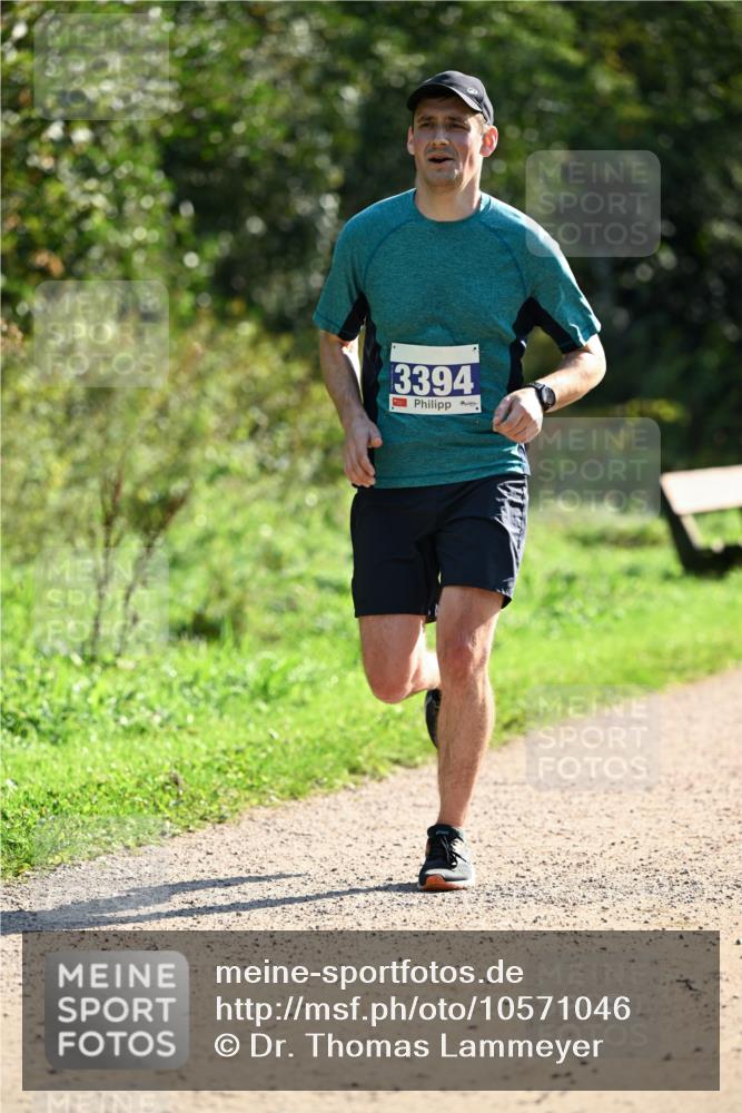 27.09.2026 - 35. Volkslauf durch das schöne Alstertal Dr. Thomas Lammeyer http://msf.ph/oto/10571046 27.09.2026 11:16:55 Laufen 3394 meine-sportfotos.de