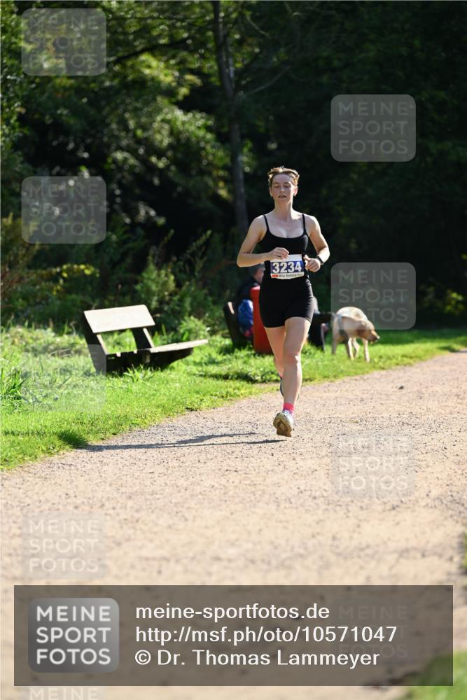 27.09.2026 - 35. Volkslauf durch das schöne Alstertal Dr. Thomas Lammeyer http://msf.ph/oto/10571047 27.09.2026 11:16:58 Laufen 3234 meine-sportfotos.de