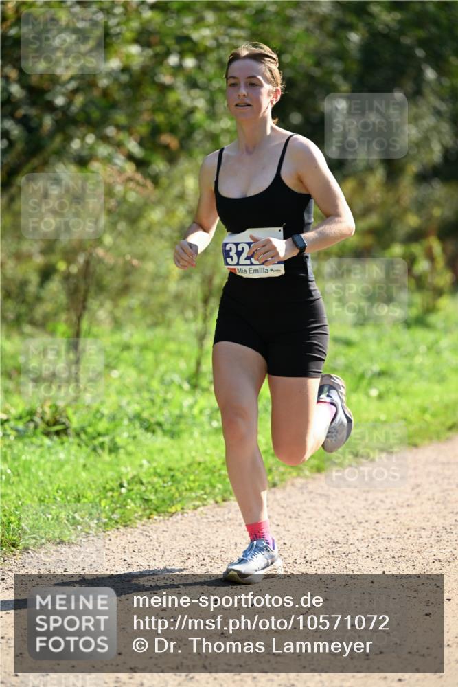 27.09.2026 - 35. Volkslauf durch das schöne Alstertal Dr. Thomas Lammeyer http://msf.ph/oto/10571072 27.09.2026 11:17:00 Laufen 32 meine-sportfotos.de