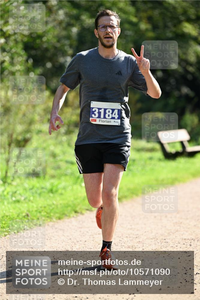 27.09.2026 - 35. Volkslauf durch das schöne Alstertal Dr. Thomas Lammeyer http://msf.ph/oto/10571090 27.09.2026 11:17:05 Laufen 3184 meine-sportfotos.de