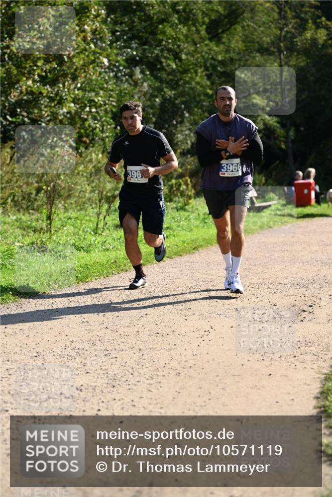 27.09.2026 - 35. Volkslauf durch das schöne Alstertal Dr. Thomas Lammeyer http://msf.ph/oto/10571119 27.09.2026 11:17:16 Laufen 396, 3966 meine-sportfotos.de