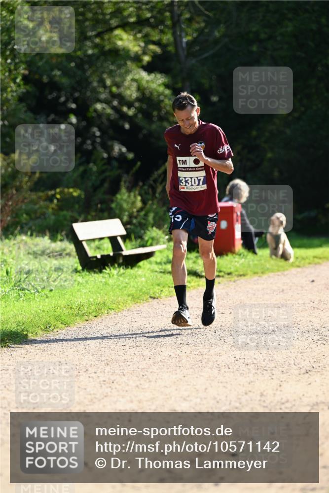 27.09.2026 - 35. Volkslauf durch das schöne Alstertal Dr. Thomas Lammeyer http://msf.ph/oto/10571142 27.09.2026 11:17:31 Laufen 3307 meine-sportfotos.de