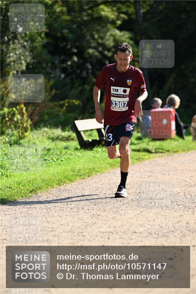 27.09.2026 - 35. Volkslauf durch das schöne Alstertal Dr. Thomas Lammeyer http://msf.ph/oto/10571147 27.09.2026 11:17:31 Laufen 3307, 13 meine-sportfotos.de