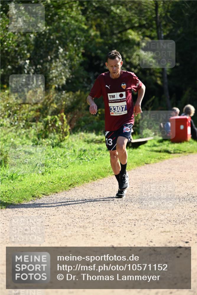 27.09.2026 - 35. Volkslauf durch das schöne Alstertal Dr. Thomas Lammeyer http://msf.ph/oto/10571152 27.09.2026 11:17:32 Laufen 3307, 13 meine-sportfotos.de