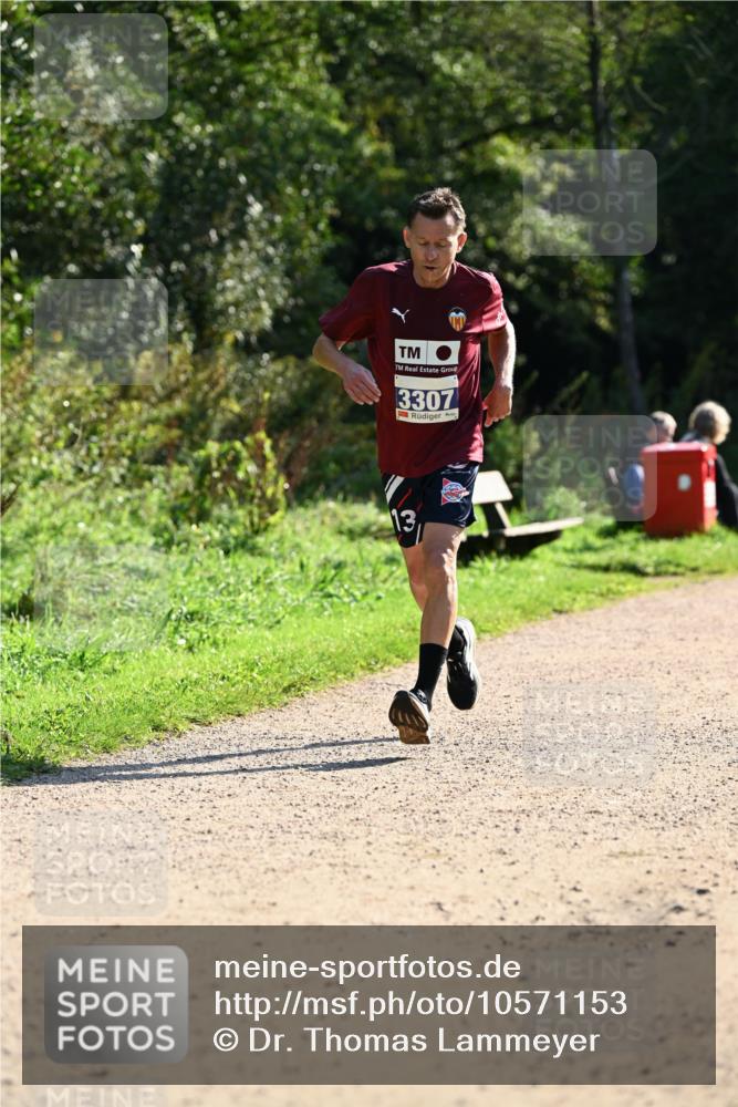 27.09.2026 - 35. Volkslauf durch das schöne Alstertal Dr. Thomas Lammeyer http://msf.ph/oto/10571153 27.09.2026 11:17:32 Laufen 3307, 13 meine-sportfotos.de