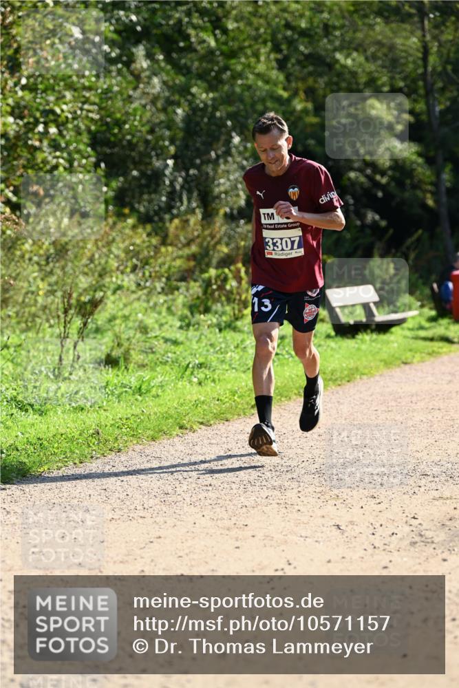 27.09.2026 - 35. Volkslauf durch das schöne Alstertal Dr. Thomas Lammeyer http://msf.ph/oto/10571157 27.09.2026 11:17:32 Laufen 7, 3307, 13 meine-sportfotos.de