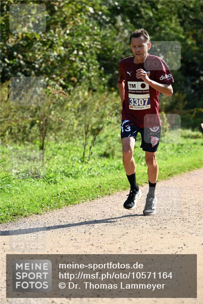 27.09.2026 - 35. Volkslauf durch das schöne Alstertal Dr. Thomas Lammeyer http://msf.ph/oto/10571164 27.09.2026 11:17:33 Laufen 13, 3307 meine-sportfotos.de