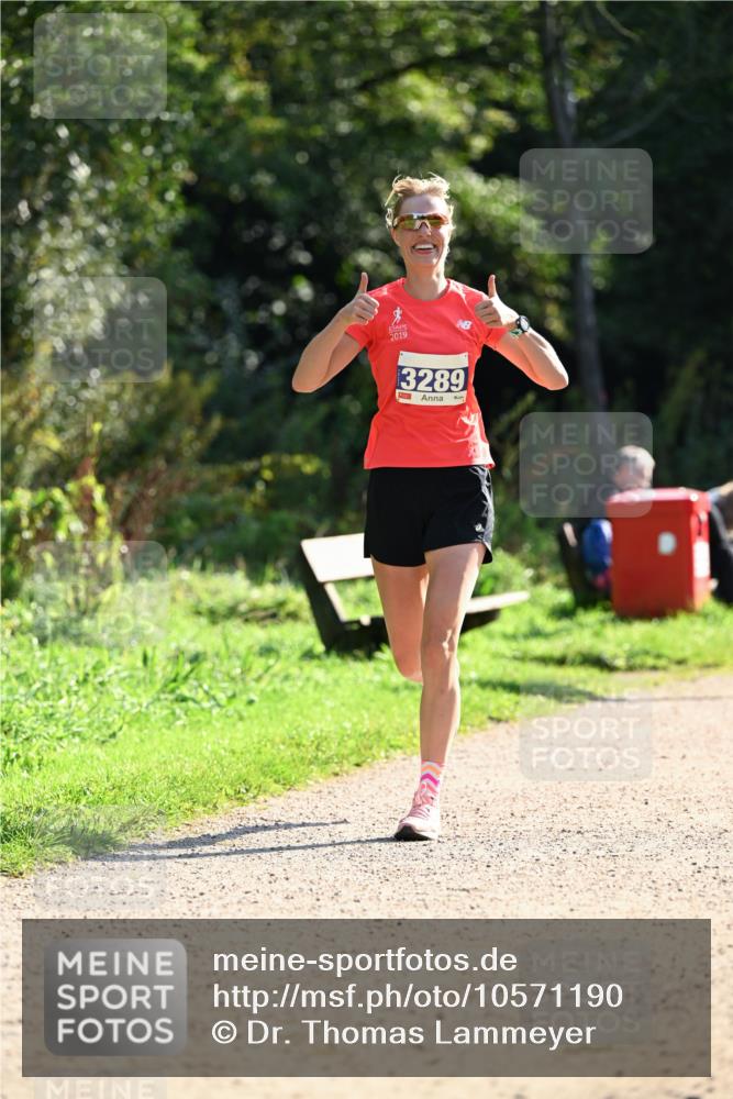 27.09.2026 - 35. Volkslauf durch das schöne Alstertal Dr. Thomas Lammeyer http://msf.ph/oto/10571190 27.09.2026 11:17:43 Laufen 2019, 3289 meine-sportfotos.de