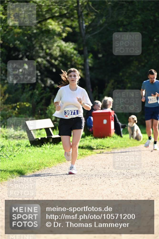27.09.2026 - 35. Volkslauf durch das schöne Alstertal Dr. Thomas Lammeyer http://msf.ph/oto/10571200 27.09.2026 11:17:45 Laufen 3971 meine-sportfotos.de