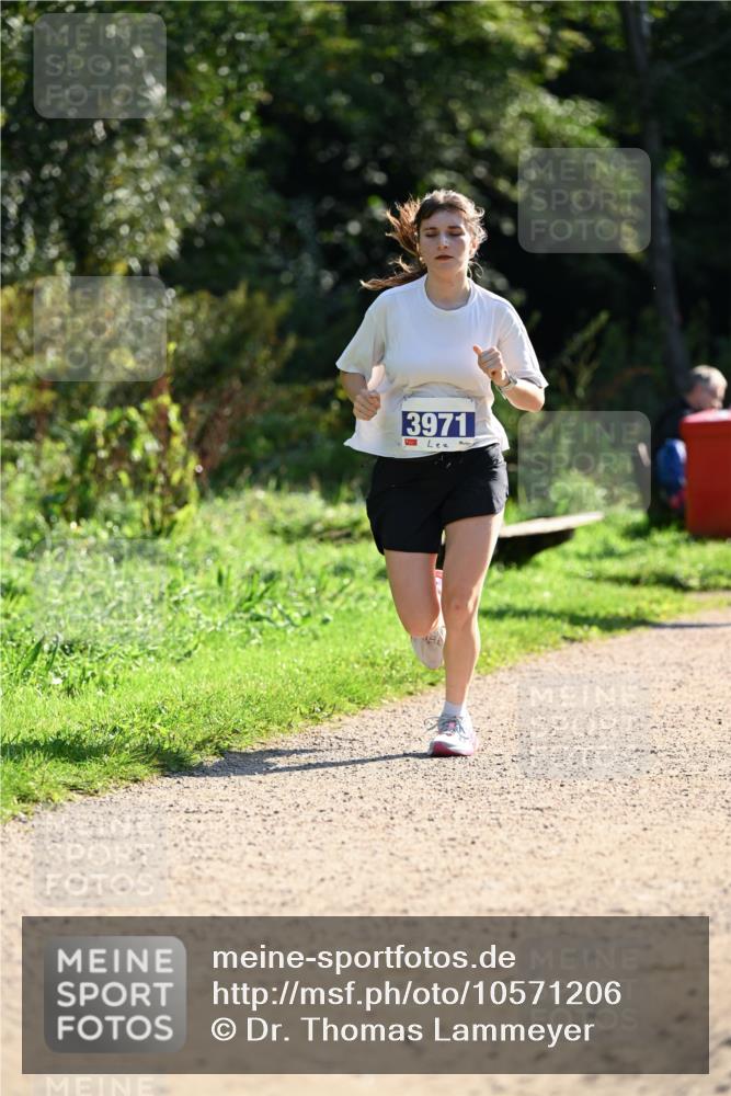 27.09.2026 - 35. Volkslauf durch das schöne Alstertal Dr. Thomas Lammeyer http://msf.ph/oto/10571206 27.09.2026 11:17:46 Laufen 3971 meine-sportfotos.de