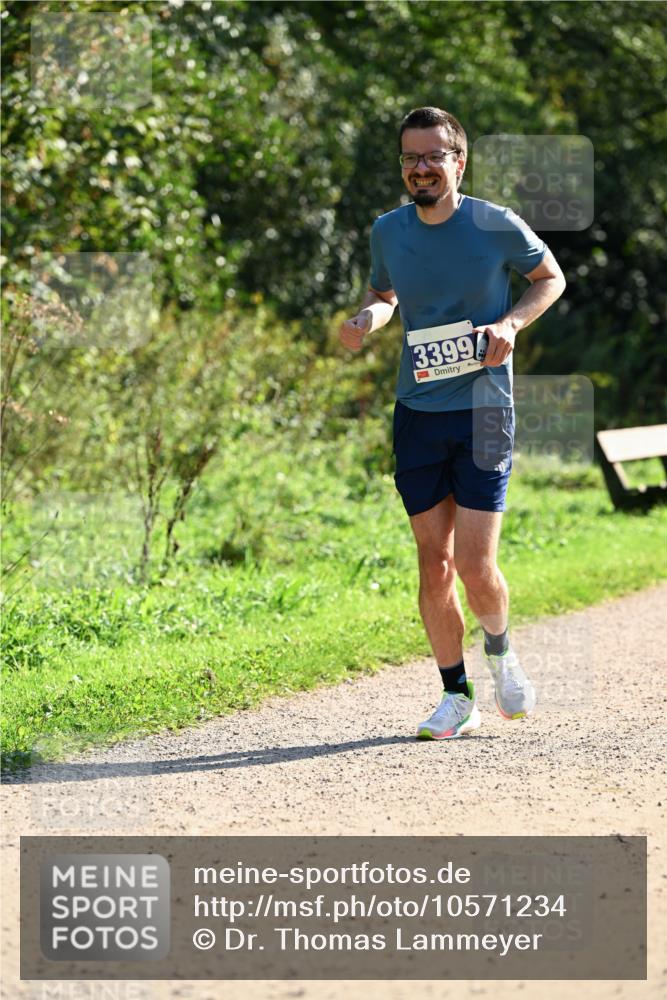 27.09.2026 - 35. Volkslauf durch das schöne Alstertal Dr. Thomas Lammeyer http://msf.ph/oto/10571234 27.09.2026 11:17:49 Laufen 3399 meine-sportfotos.de