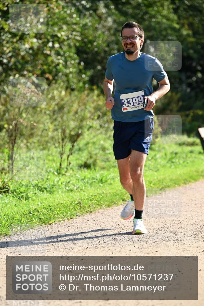 27.09.2026 - 35. Volkslauf durch das schöne Alstertal Dr. Thomas Lammeyer http://msf.ph/oto/10571237 27.09.2026 11:17:50 Laufen 3399 meine-sportfotos.de
