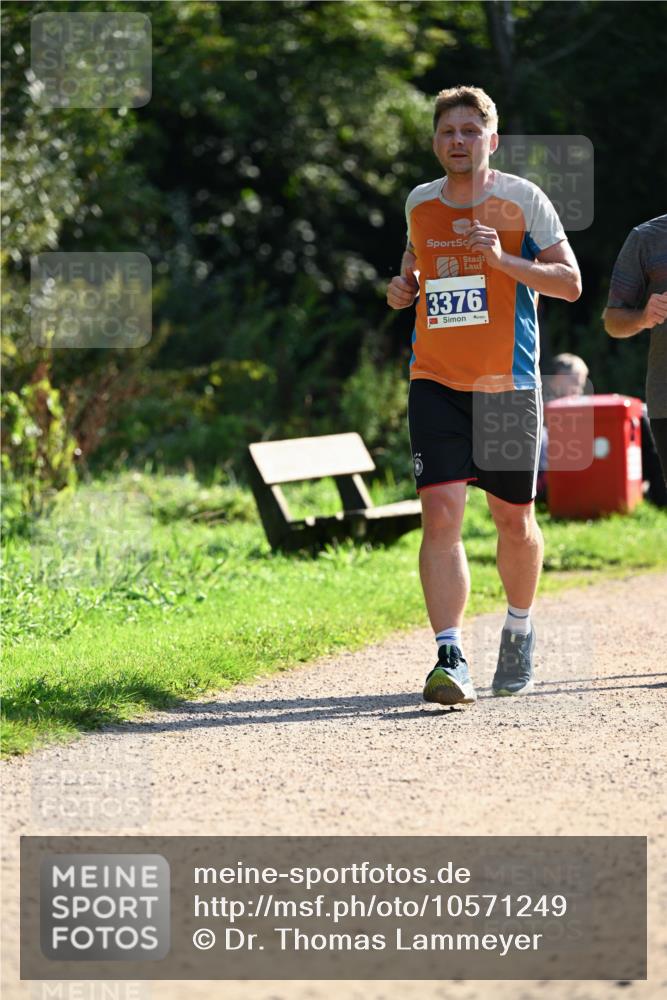 27.09.2026 - 35. Volkslauf durch das schöne Alstertal Dr. Thomas Lammeyer http://msf.ph/oto/10571249 27.09.2026 11:17:52 Laufen 3376 meine-sportfotos.de