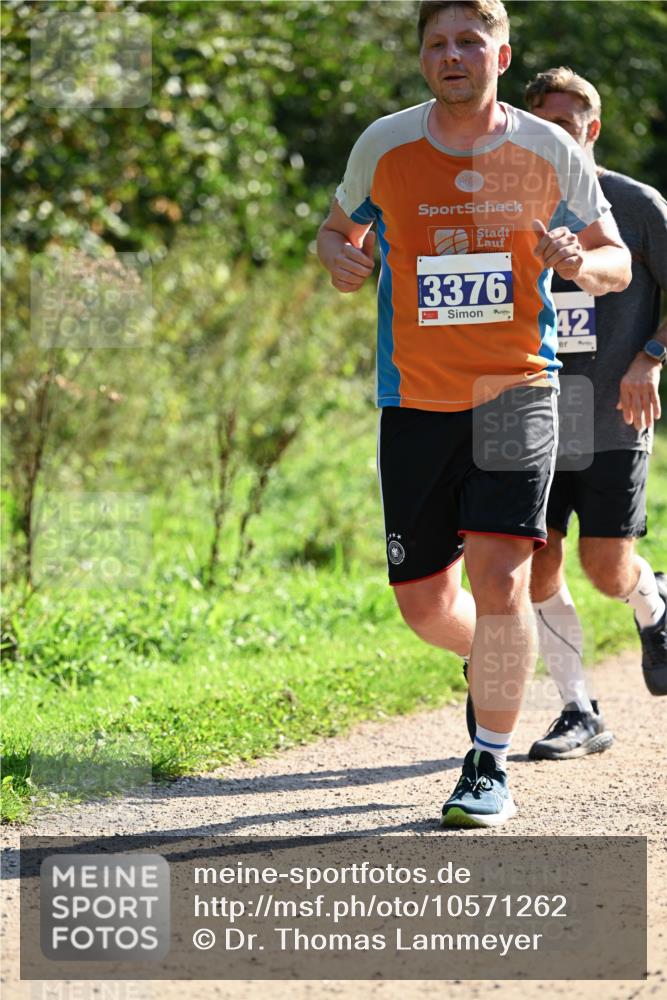 27.09.2026 - 35. Volkslauf durch das schöne Alstertal Dr. Thomas Lammeyer http://msf.ph/oto/10571262 27.09.2026 11:17:54 Laufen 3376, 42 meine-sportfotos.de