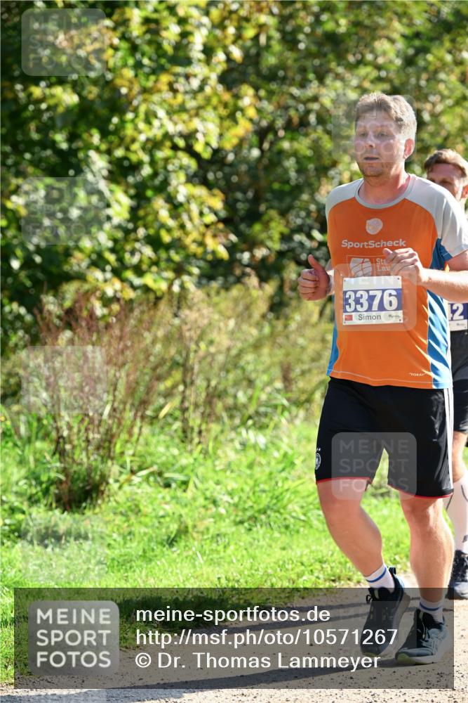 27.09.2026 - 35. Volkslauf durch das schöne Alstertal Dr. Thomas Lammeyer http://msf.ph/oto/10571267 27.09.2026 11:17:55 Laufen 3376, 2 meine-sportfotos.de