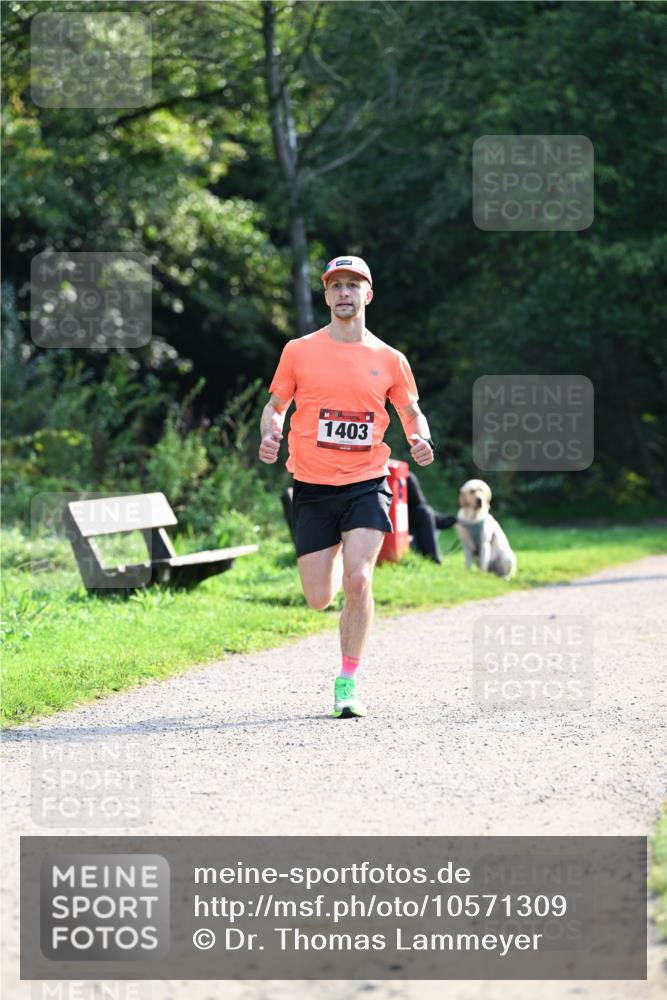 27.09.2026 - 35. Volkslauf durch das schöne Alstertal Dr. Thomas Lammeyer http://msf.ph/oto/10571309 27.09.2026 11:18:22 Laufen 1403 meine-sportfotos.de