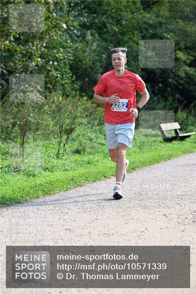 27.09.2026 - 35. Volkslauf durch das schöne Alstertal Dr. Thomas Lammeyer http://msf.ph/oto/10571339 27.09.2026 11:18:29 Laufen 5282 meine-sportfotos.de