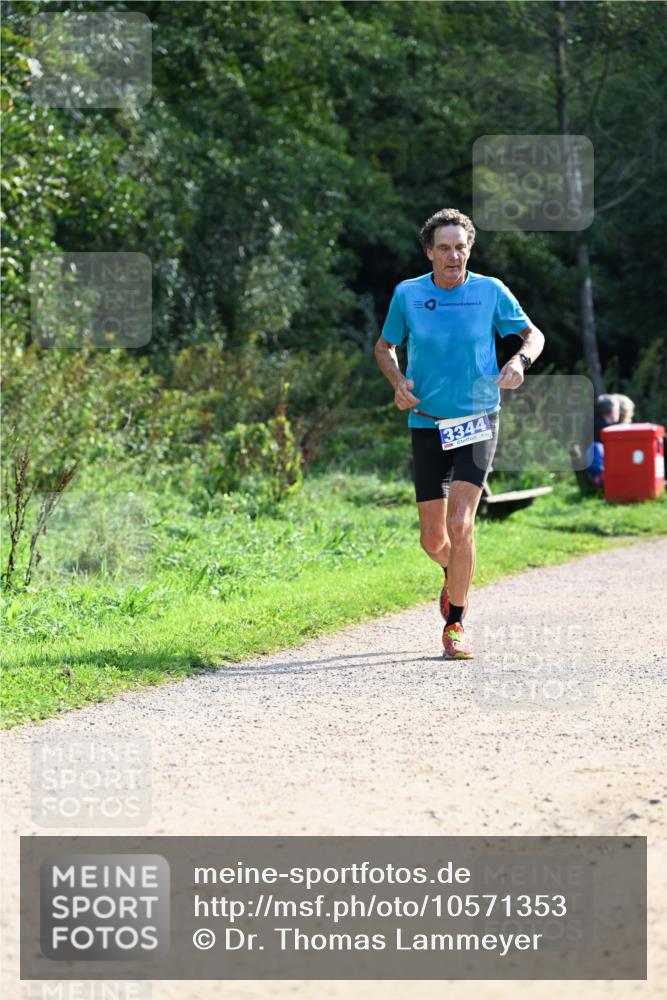 27.09.2026 - 35. Volkslauf durch das schöne Alstertal Dr. Thomas Lammeyer http://msf.ph/oto/10571353 27.09.2026 11:18:33 Laufen 3344 meine-sportfotos.de