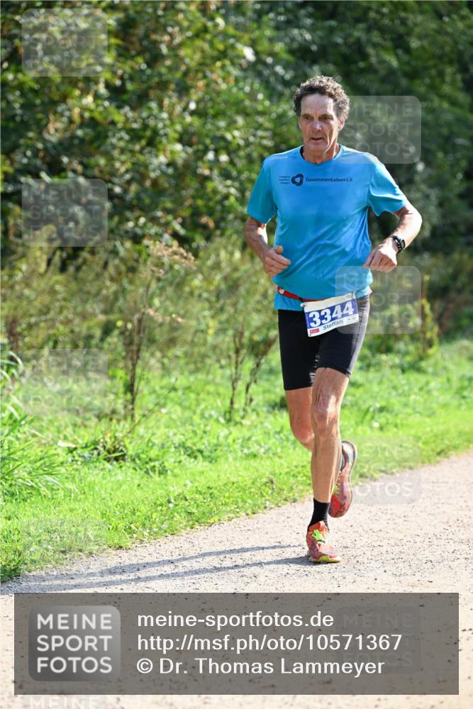 27.09.2026 - 35. Volkslauf durch das schöne Alstertal Dr. Thomas Lammeyer http://msf.ph/oto/10571367 27.09.2026 11:18:35 Laufen 3344 meine-sportfotos.de