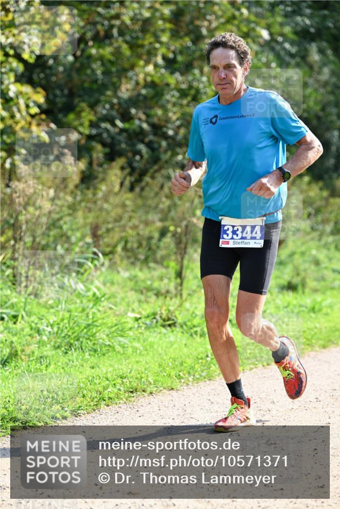 27.09.2026 - 35. Volkslauf durch das schöne Alstertal Dr. Thomas Lammeyer http://msf.ph/oto/10571371 27.09.2026 11:18:35 Laufen 3344 meine-sportfotos.de