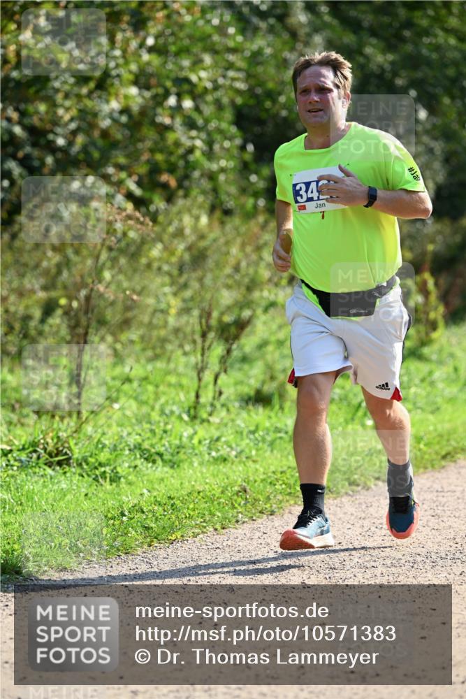 27.09.2026 - 35. Volkslauf durch das schöne Alstertal Dr. Thomas Lammeyer http://msf.ph/oto/10571383 27.09.2026 11:18:42 Laufen 34 meine-sportfotos.de