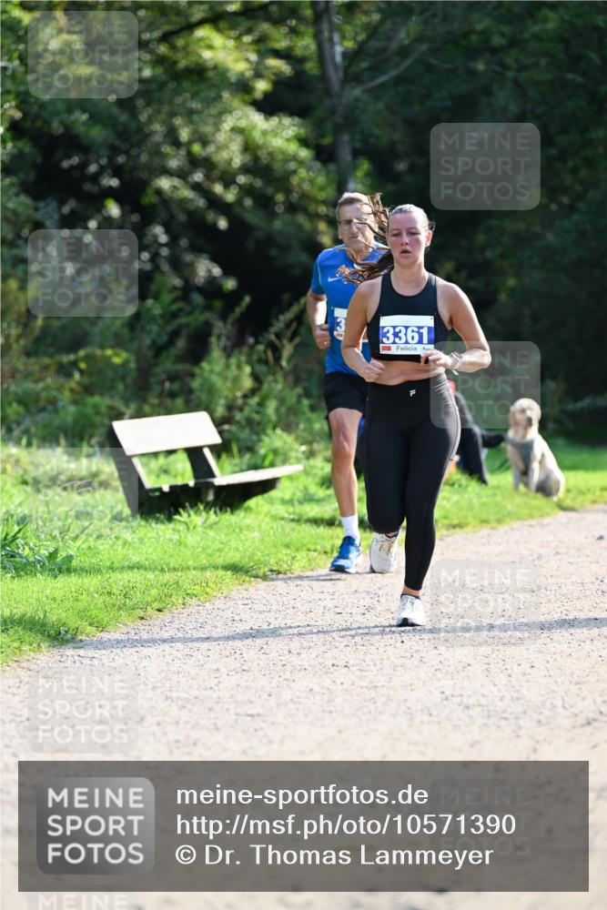 27.09.2026 - 35. Volkslauf durch das schöne Alstertal Dr. Thomas Lammeyer http://msf.ph/oto/10571390 27.09.2026 11:18:47 Laufen 3361 meine-sportfotos.de